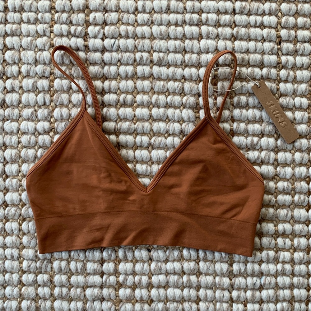 SKIMS Soft smoothing seamless bralette, bronze